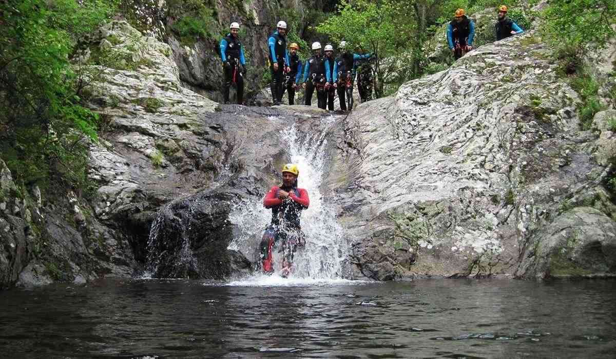  Baoussous Ceret Francia Descenso Barrancos Slide 2