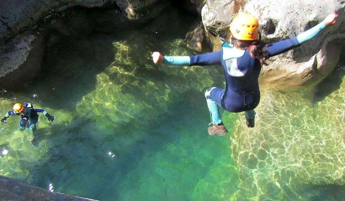 Garrotxa Girona Trekking Aquatic Slide 2