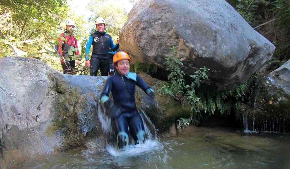 Garrotxa Girona Trekking Aquatic Slide 3