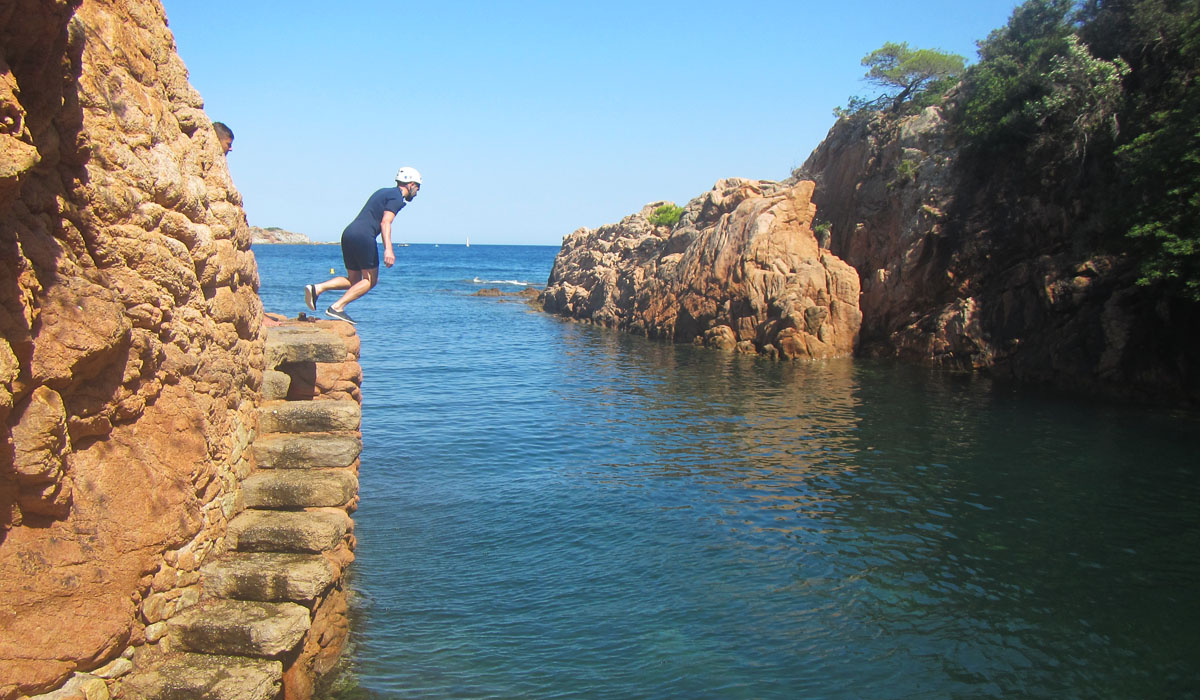 coasteering cala des crancs Slide 3