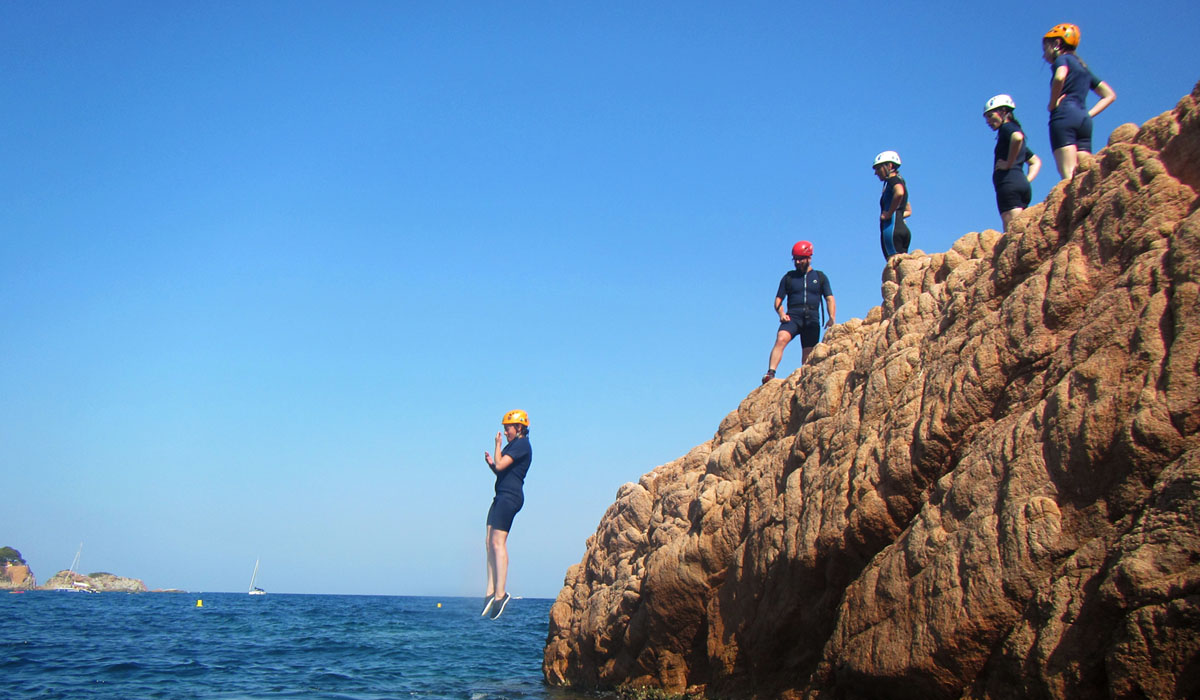 Platja Sant Pol Coasteering Costa Brava Slide 2