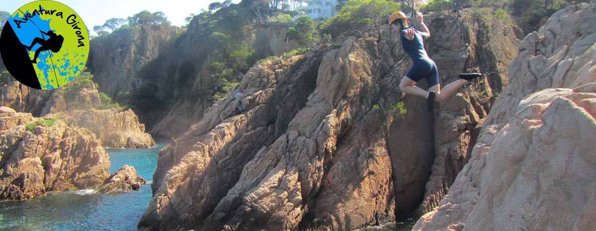 Coasteering Costa Brava Girona Catalonia