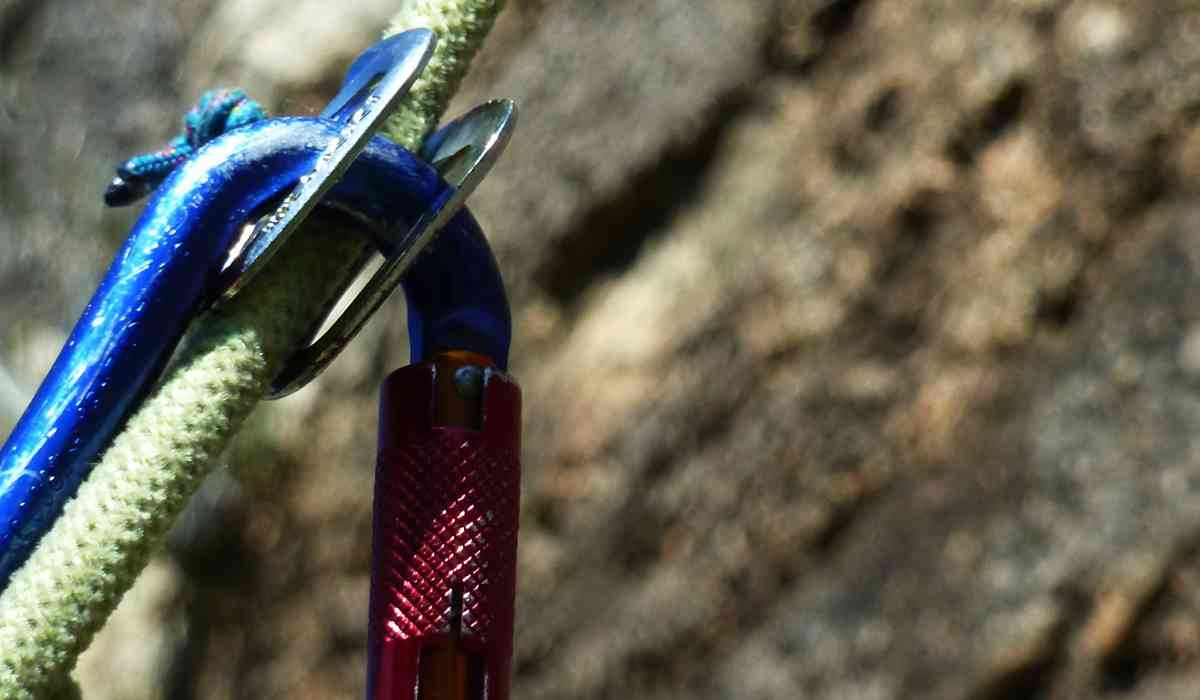 Training Self Rescue Cayoning Girona Catalonia Slide 1